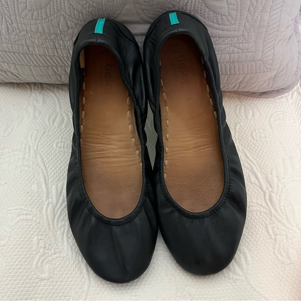 Tieks black flats